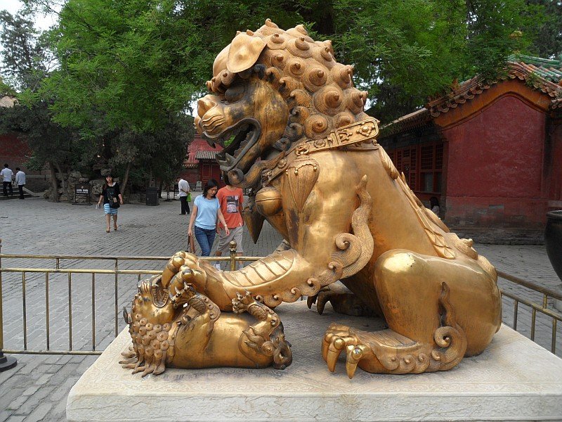 One of the many bronze statues inside the forbidden city